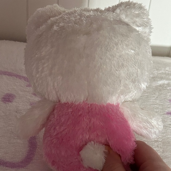 $6.99 SHIPPING Sleeping hello kitty plushy - Picture 2 of 2